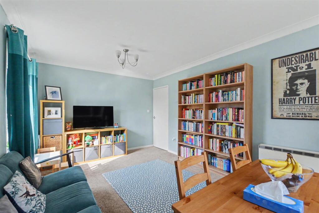 Apartment in Nottingham, Beeston - View 3
