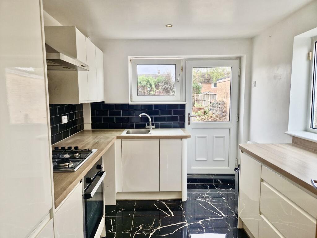 House in Doncaster - View 5