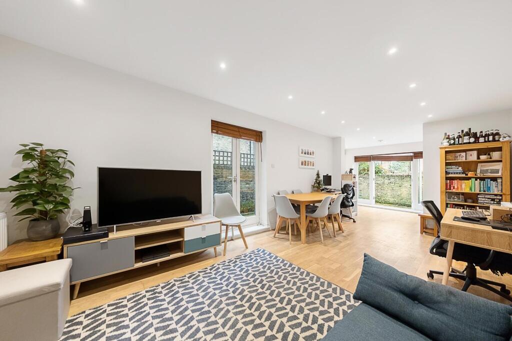 Main image of property: Brading Road, SW2
