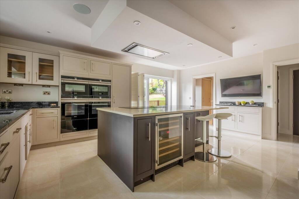 House in Sevenoaks, Chevening - View 4
