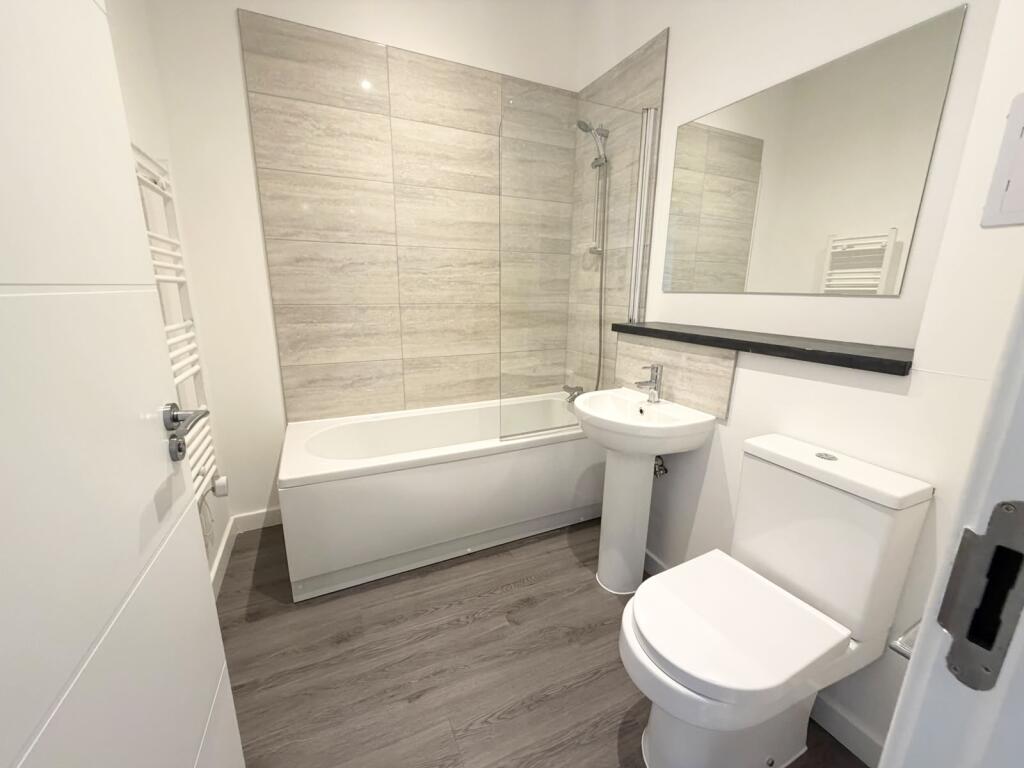 Apartment in Peterborough - More