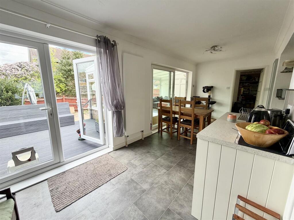 Beckhampton Road, Hamworthy photo 5