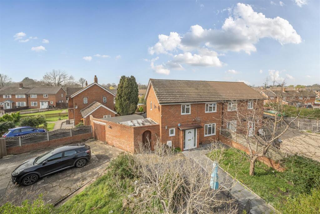 Main image of property: Elm Crescent, East Malling, West Malling