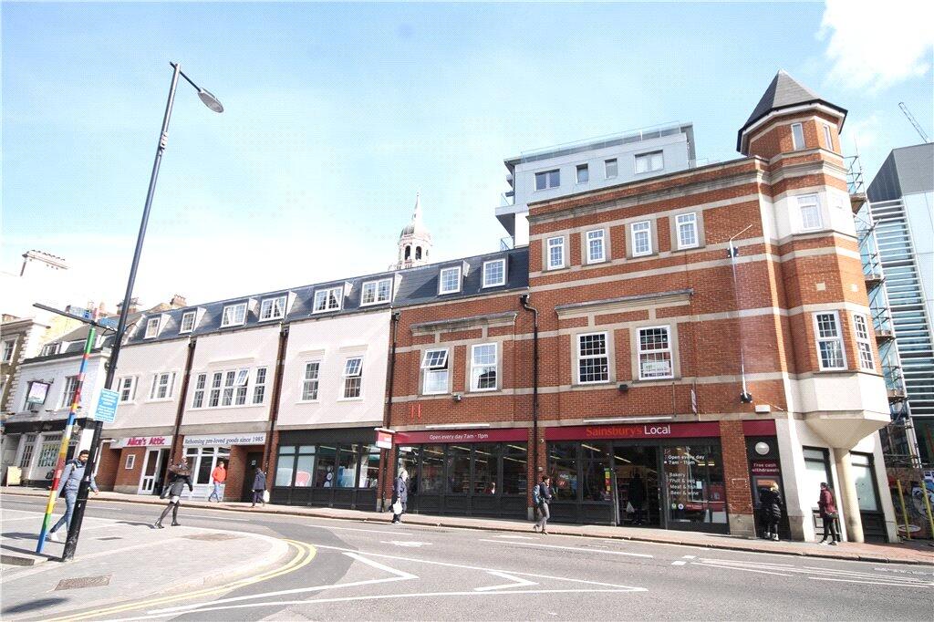 Apartment in Croydon - View 5