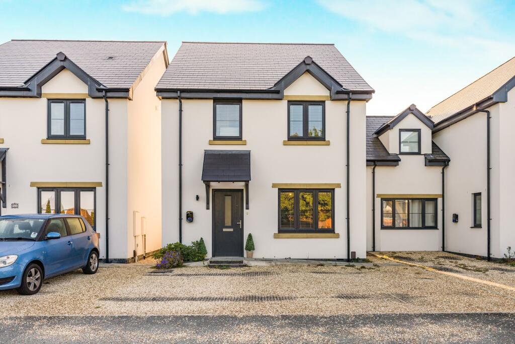 3-bed detached on Devonia Court, Main Road, Shurdington, Cheltenham, GL51, £425,000