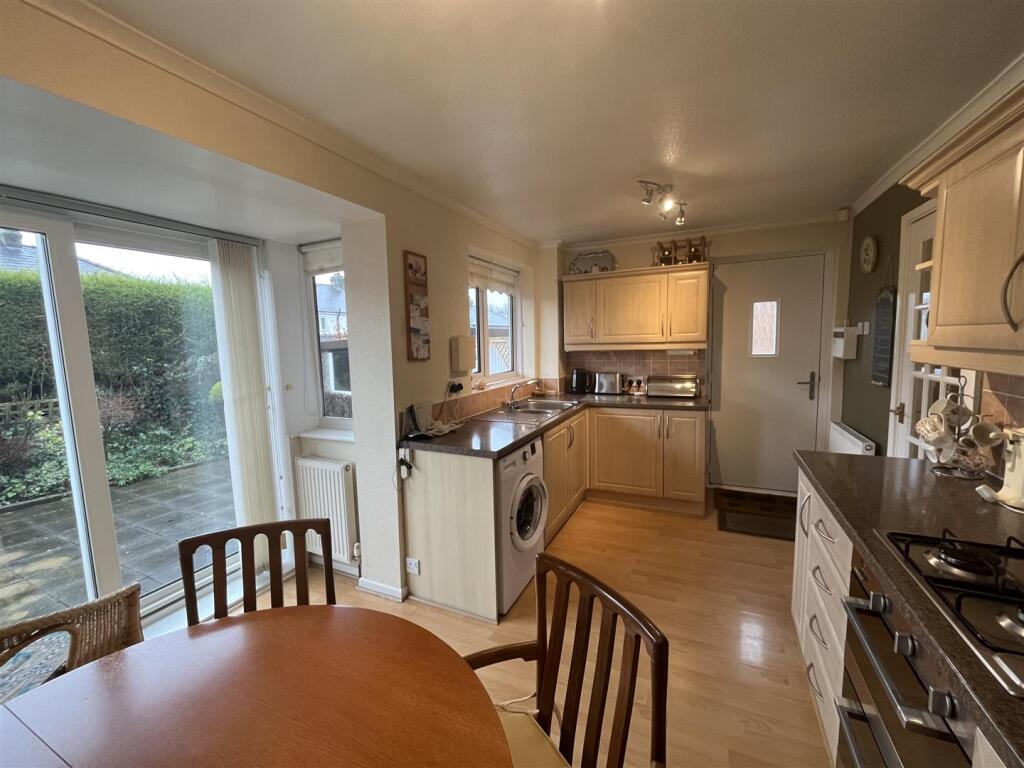 Additional image 4 of Thirlmere Avenue, Wyke, Bradford