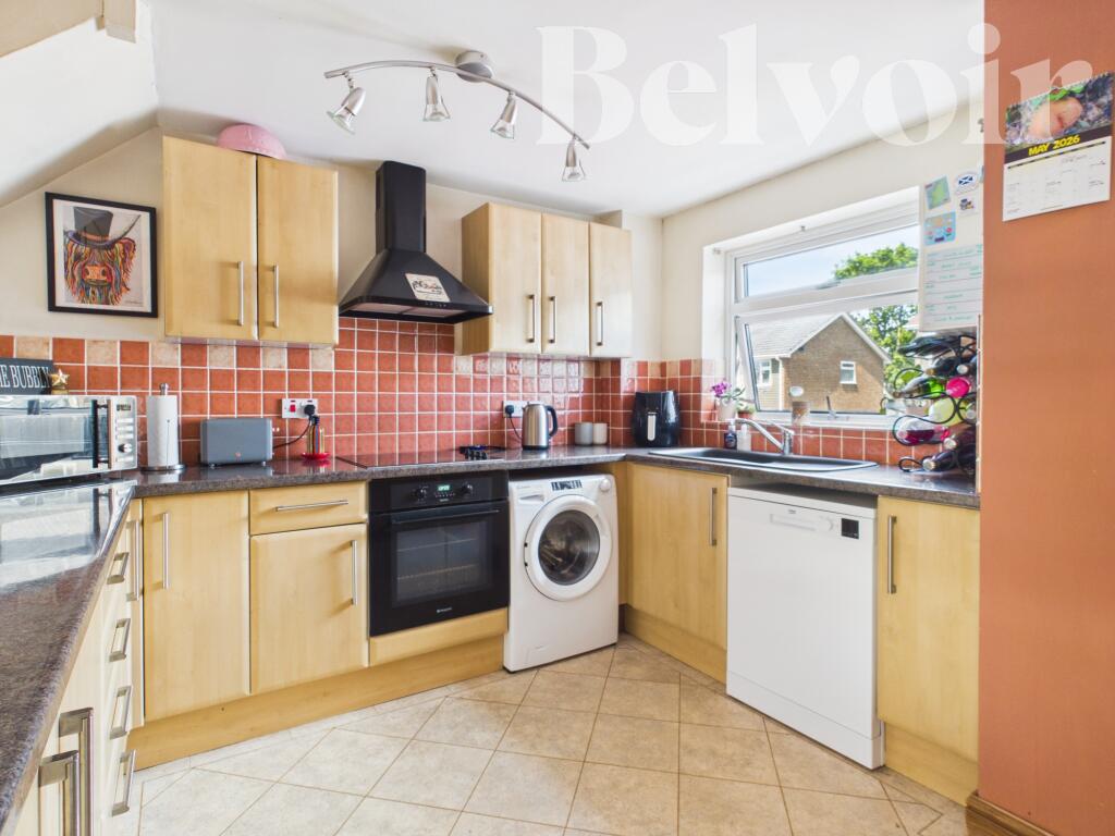 House in Basingstoke and Deane, Basingstoke - View 2