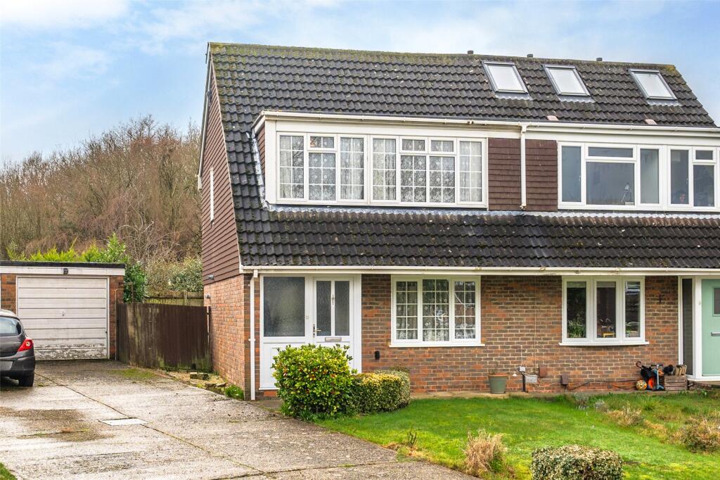 Main image of property: Staplehurst, Bracknell, Berkshire, RG12