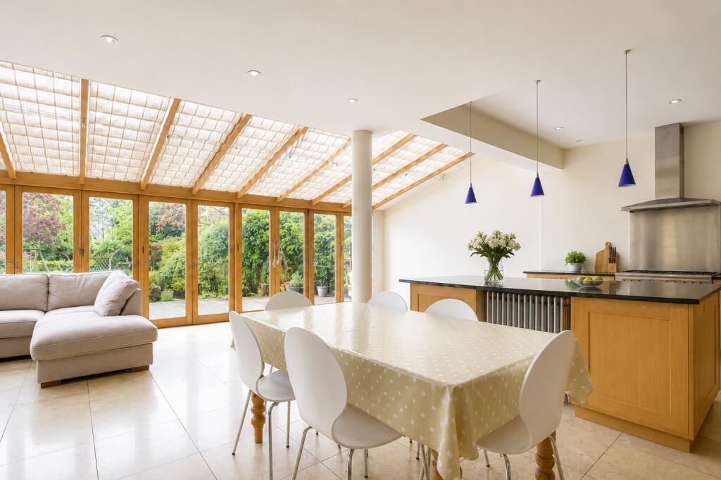 Spenser Road, Harpenden, Hertfordshire, AL5 - View 3