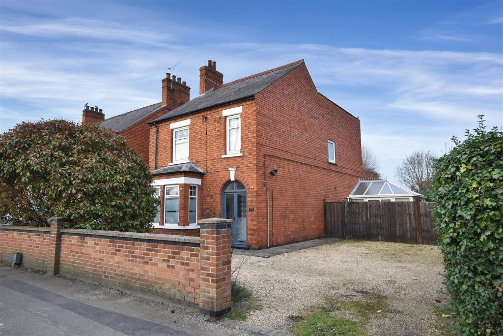 Main image of property: London Road, New Balderton, Newark