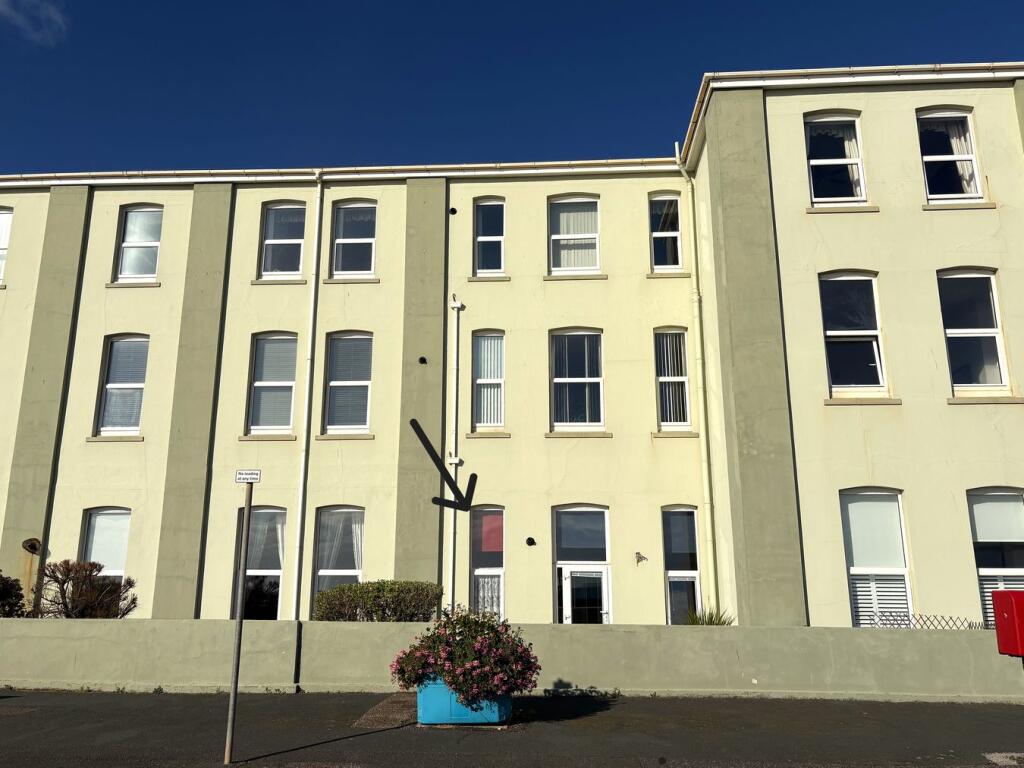 2-bed flat on Harbour Road, Seaton, Devon, EX12, £290,000