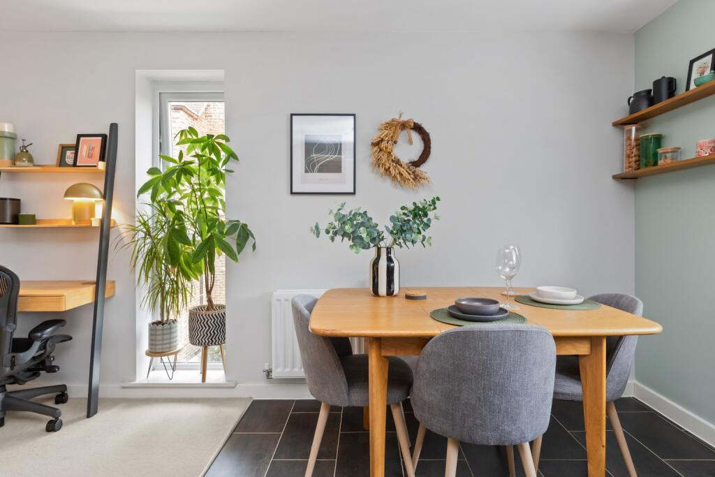 Apartment in Shoreham-By-Sea, Kingston Buci - View 4