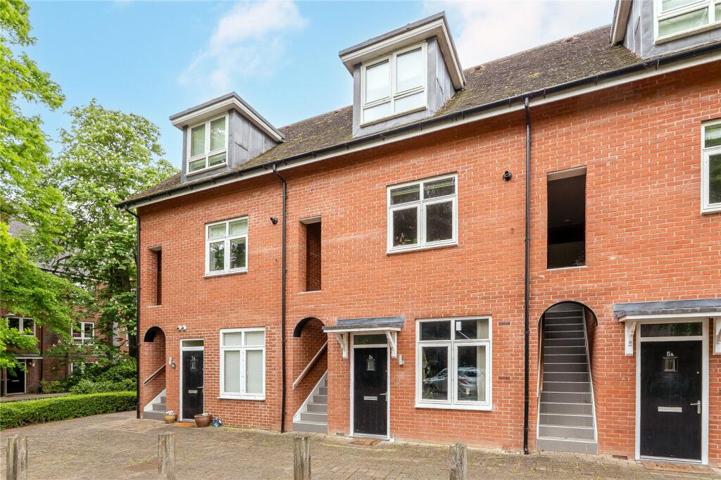 Main image of property: Villa Close, Cholsey, Wallingford, Oxfordshire, OX10