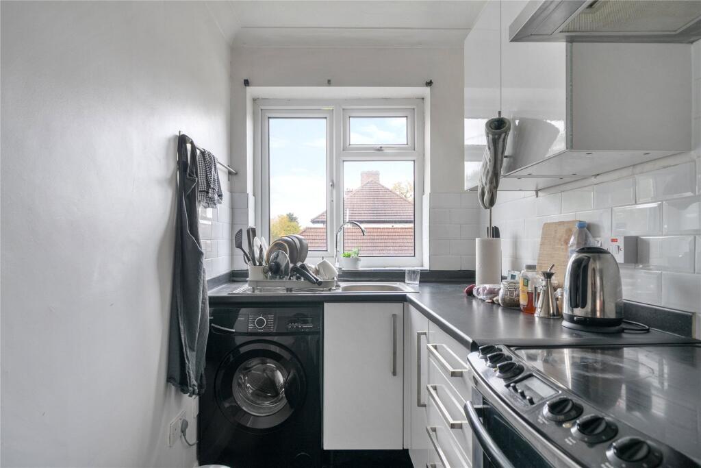 Apartment in London - View 3