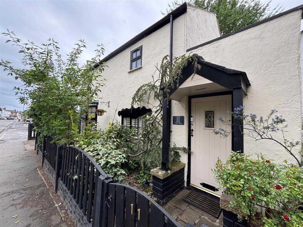 Main image of property: Green Lane, Formby, Liverpool