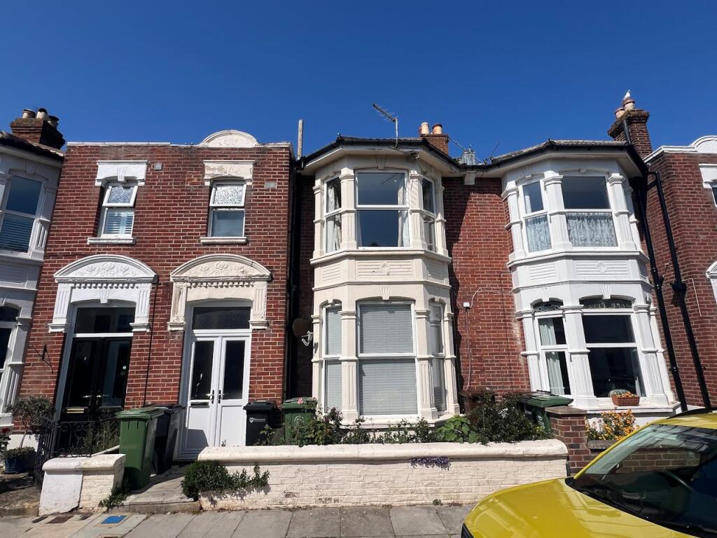 Main image of property: 117 Festing Grove, Southsea, PO4 9QE
