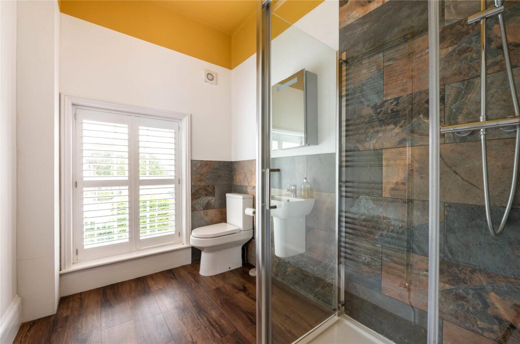 House in Towcester, West Northamptonshire - More