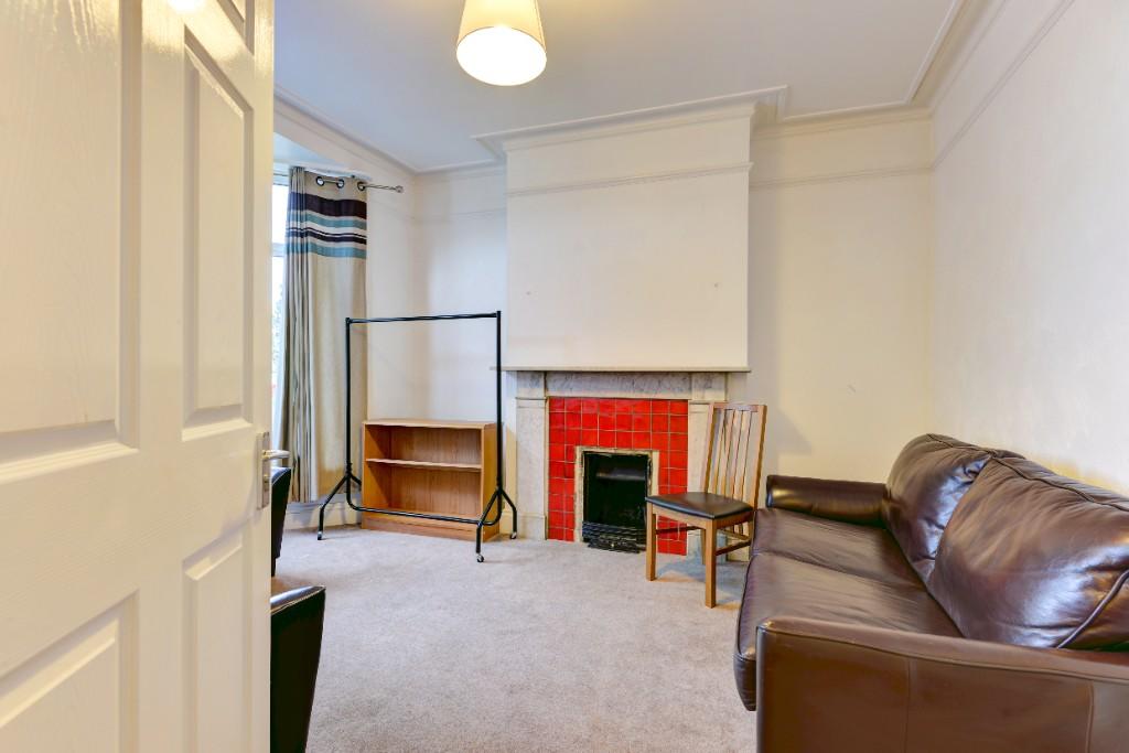 House in Brighton, Round Hill - View 4