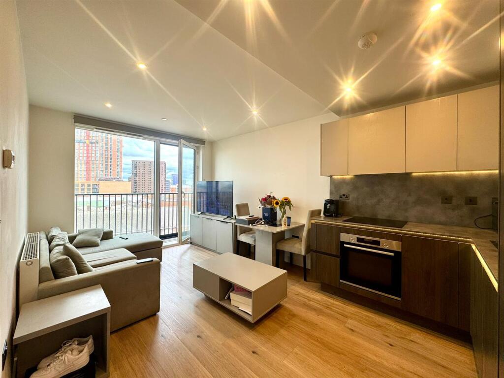 Main image of property: 61 Shadwell Street, Birmingham