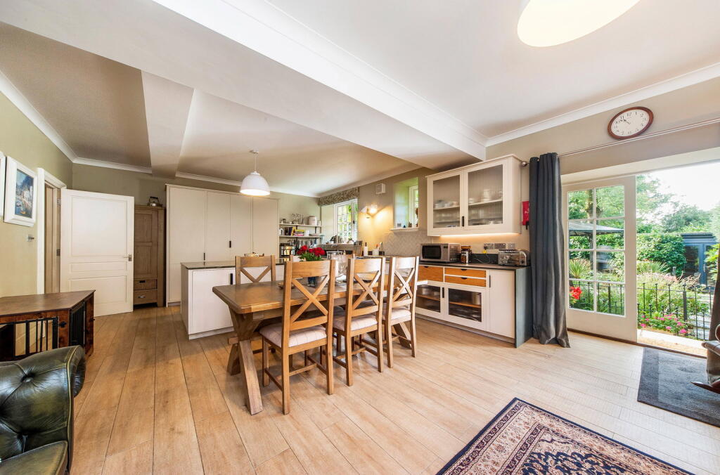 House in Truro, Cornwall - View 4