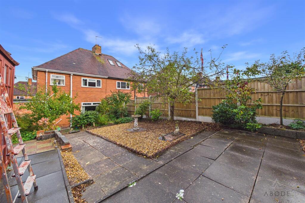 Churchill Road, Cheadle, Stoke-On-Trent photo 4