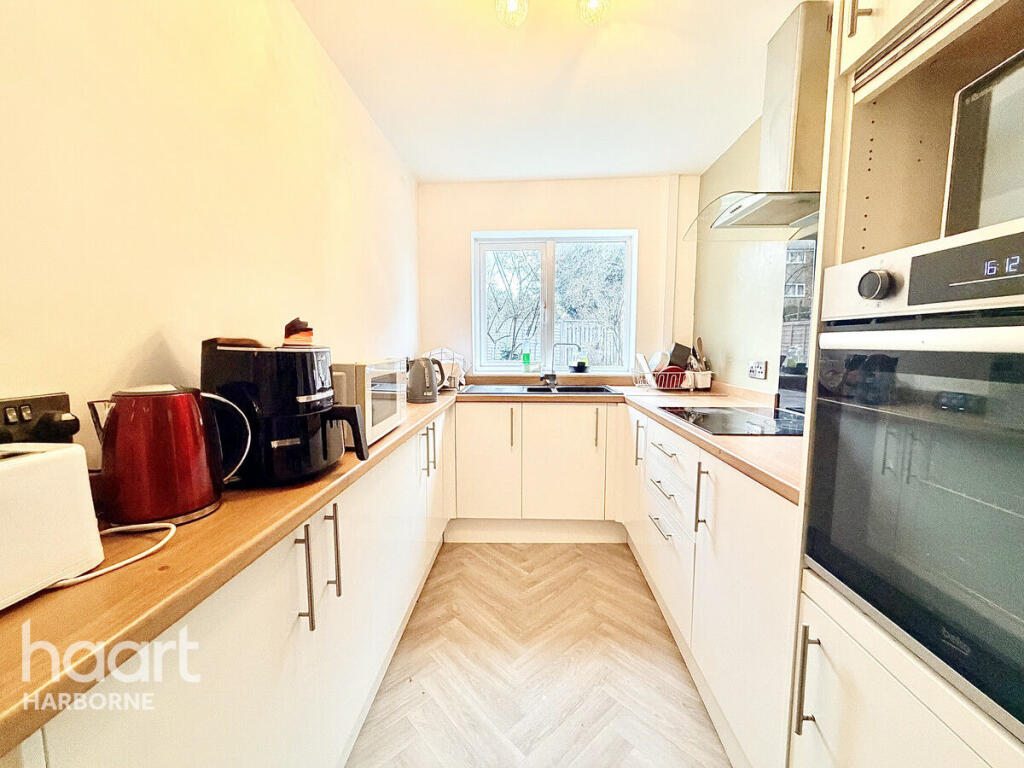 Main image of property: Pine Walk, Birmingham