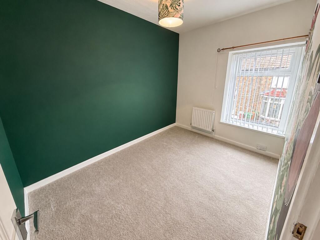 House in Bargoed, Aberbargoed - More