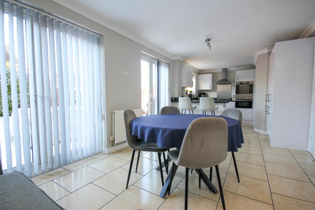 House in Wellingborough, Wendel View - View 4