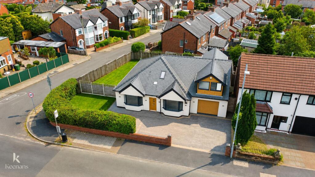 House in Bolton - View 4