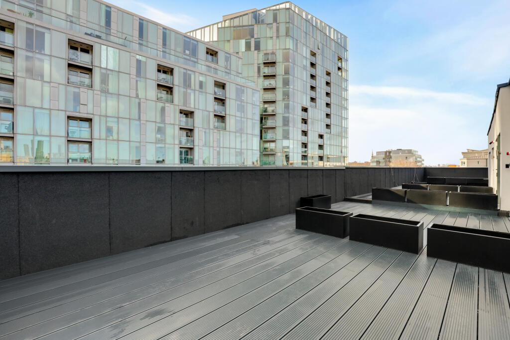 Main image of property: Meridian Point, SE8 3DB