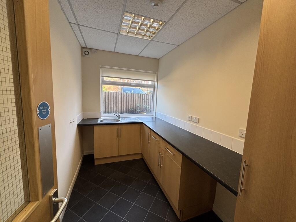 Additional image 7 of Office Suite D, The White House, 93 Lichfield Street, Tamworth, Staffordshire, B79 7QF