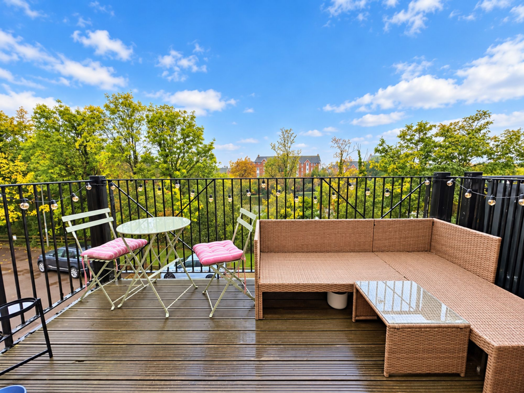Greensand View, Woburn Sands, MK17 photo 4