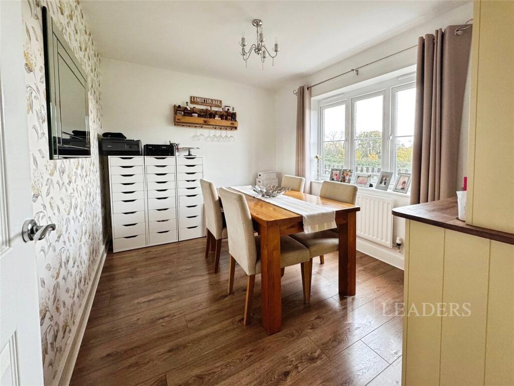 Park Road, St. Osyth, Clacton-on-Sea photo 4