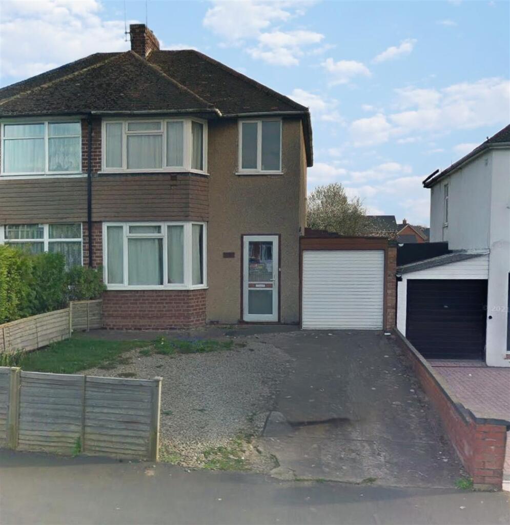 Main image of property: Ashford Road, Leamington Spa, CV31 2NA