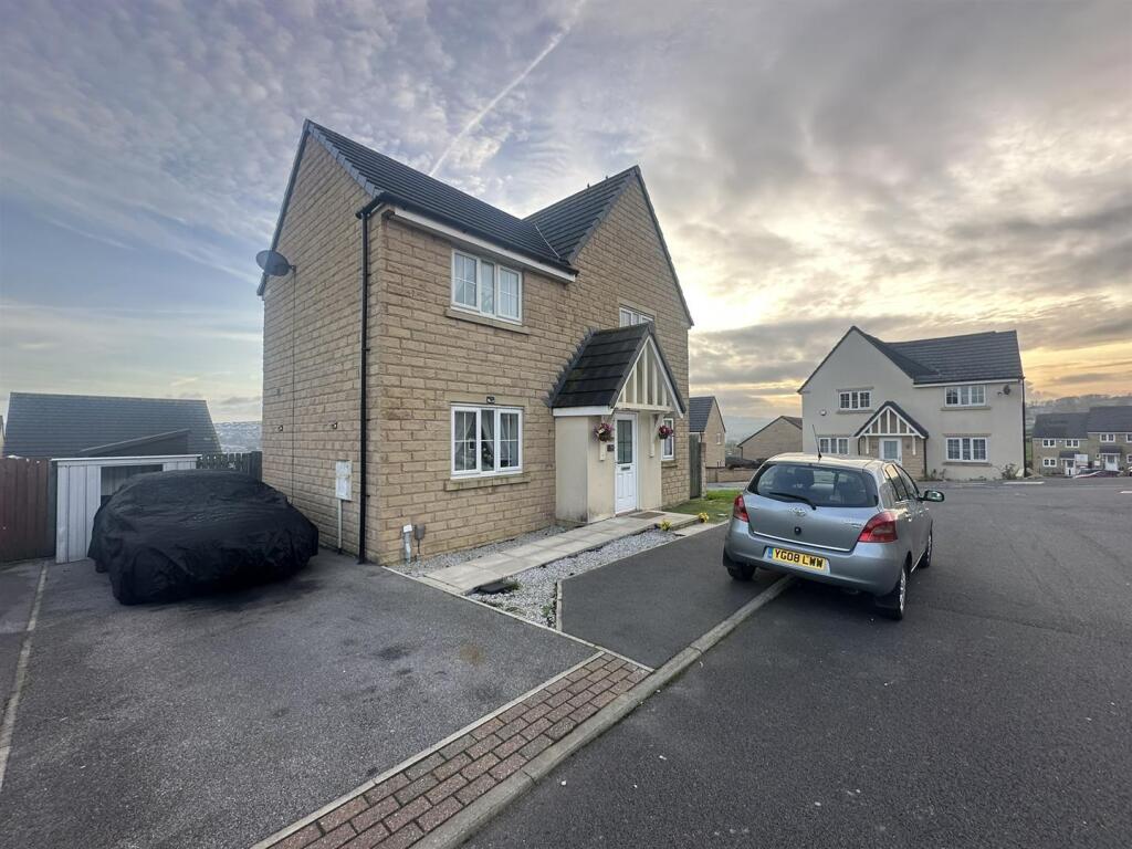 Main image of property: The Knoll, Keighley