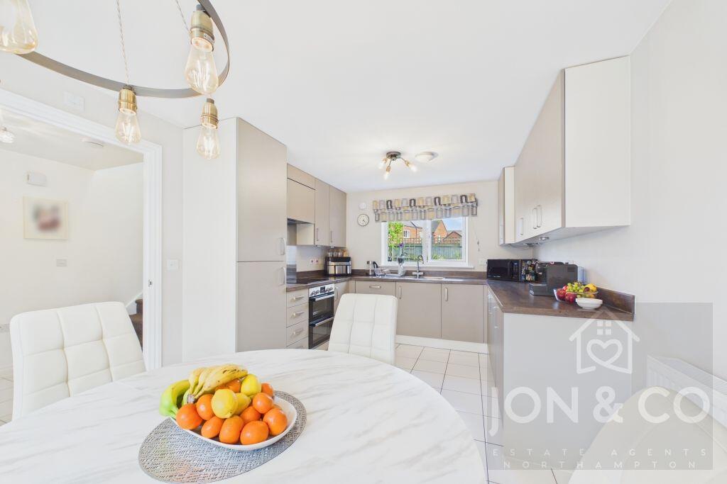 Damselfly Road | Pineham | NN4 photo 4