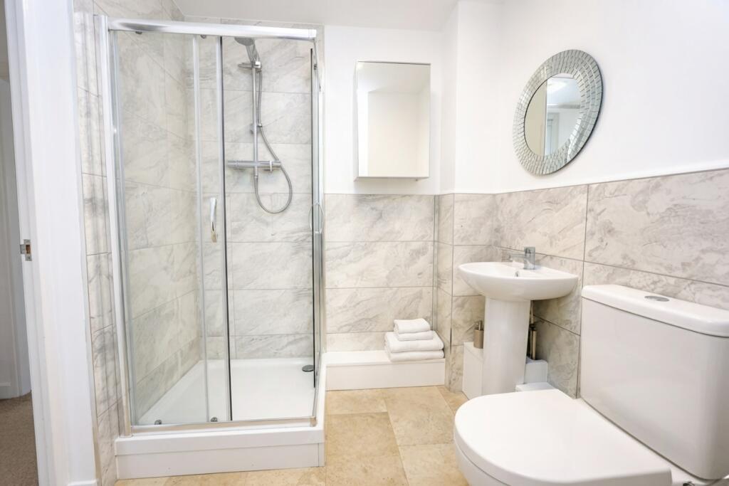 Apartment in Stockport - View 5