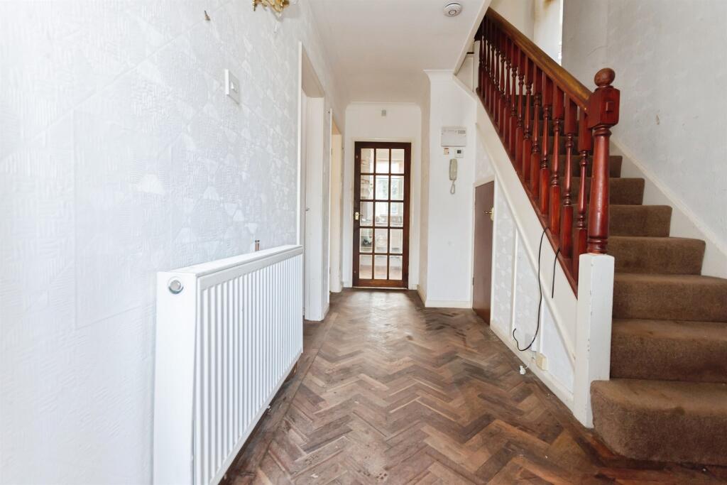 House in Solihull, Sharmans Cross - View 4