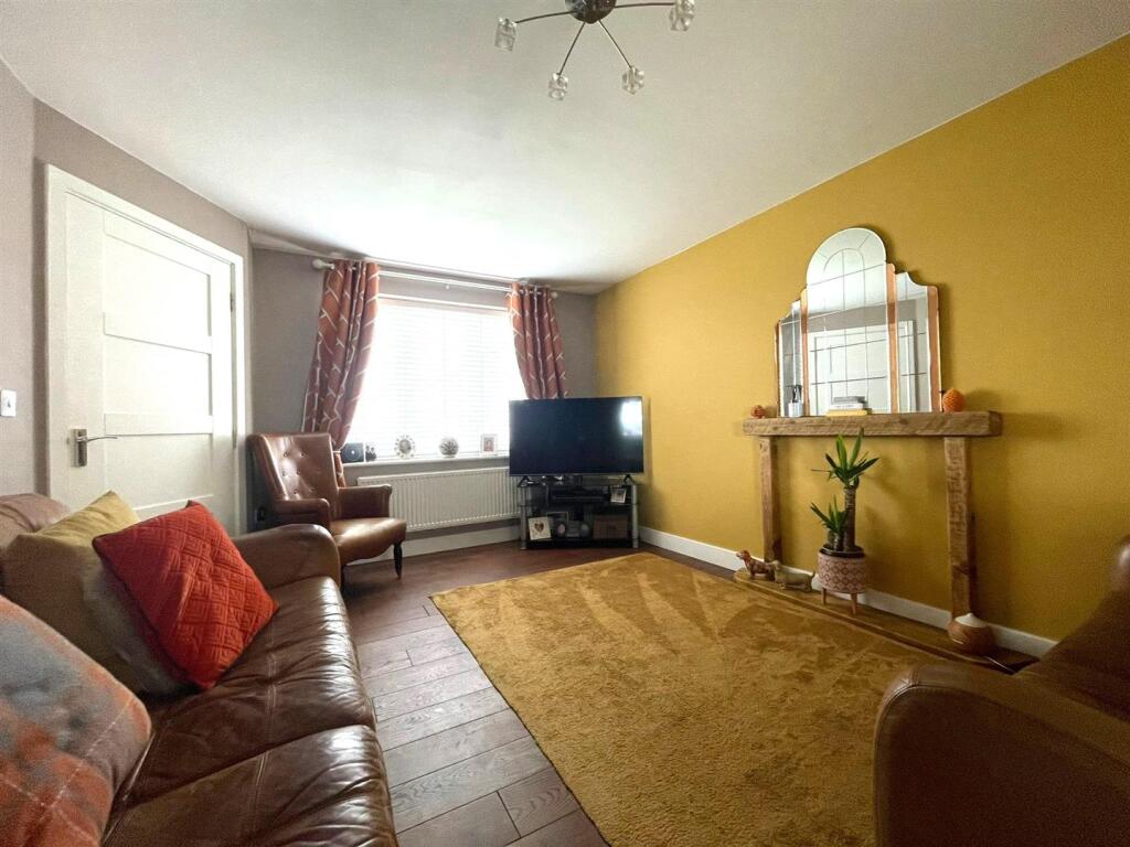 House in Hornsea, East Riding of Yorkshire - View 2