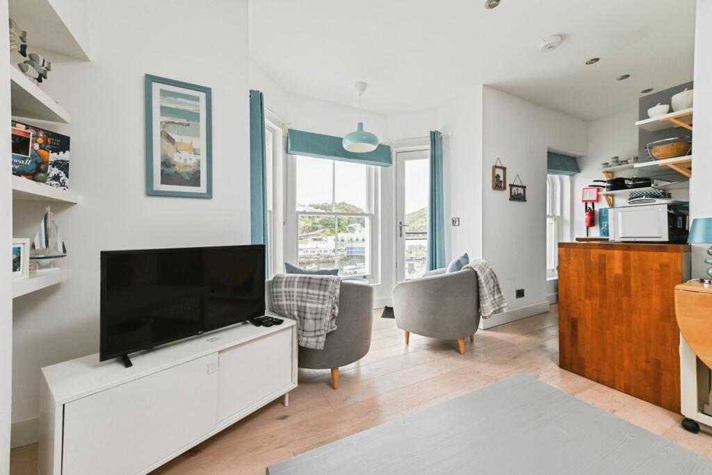 Apartment in Plymouth - View 5