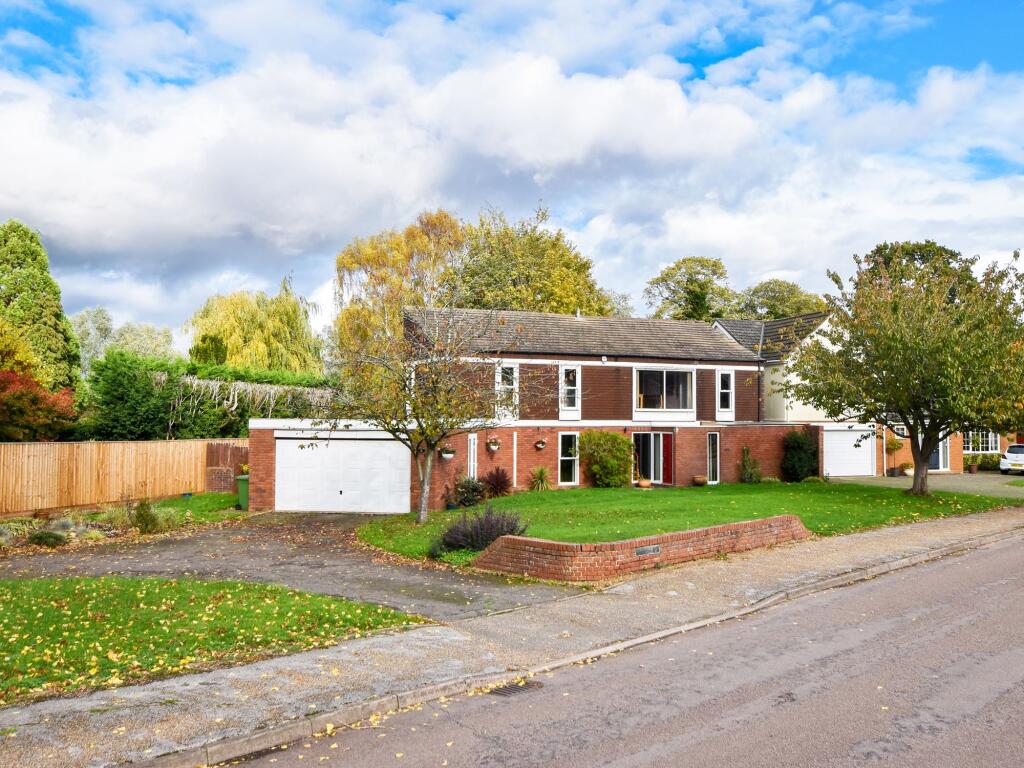 Main image of property: Manor Park, Nether Heyford, NN7