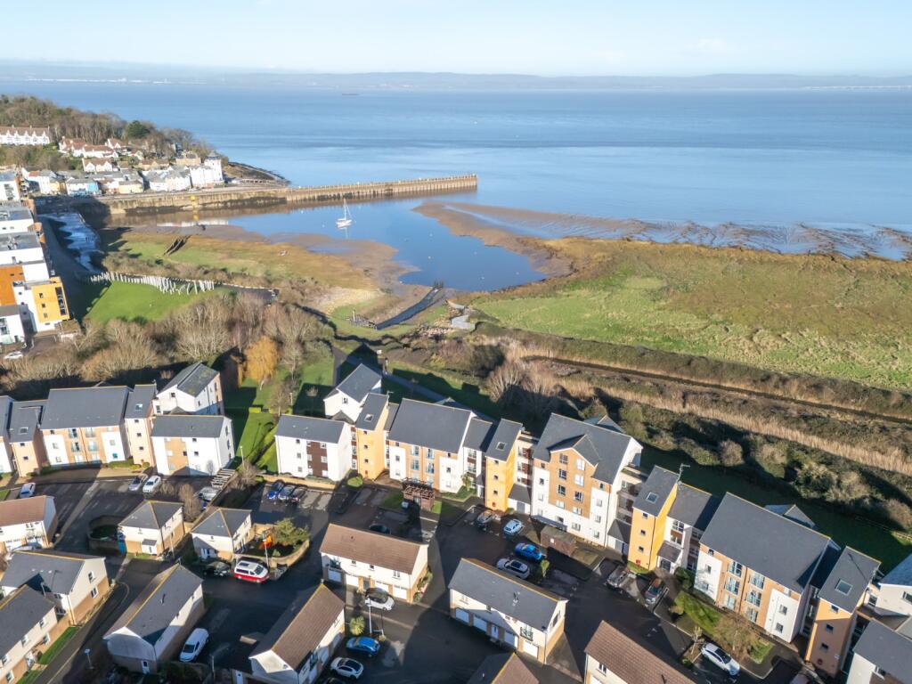 Main image of property: Kittiwake Drive, Portishead, Bristol, Somerset, BS20