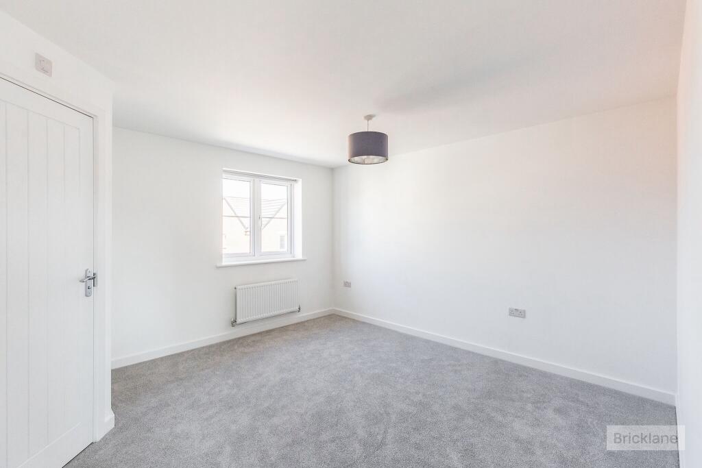 Garland Road, Weldon, CORBY - View 5