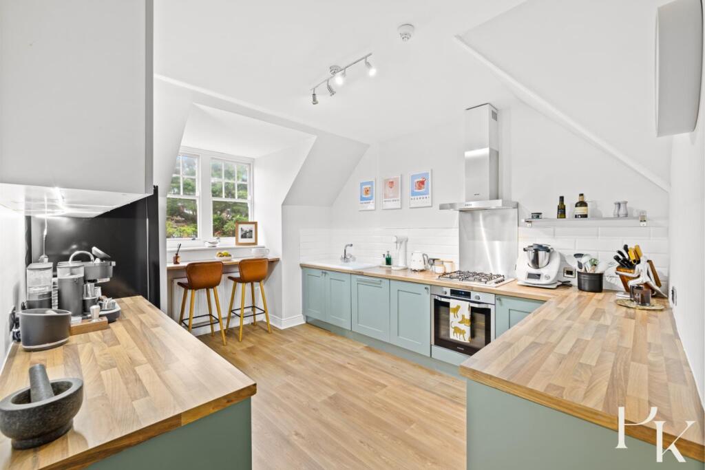 Fourth Avenue, Hove - View 2