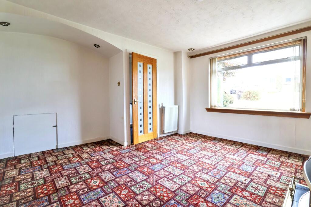 House in Paisley, Renfrewshire - More