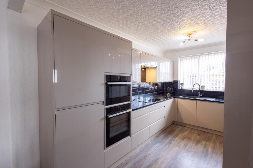Additional image 2 of Moorside Drive, Drighlington, Bradford