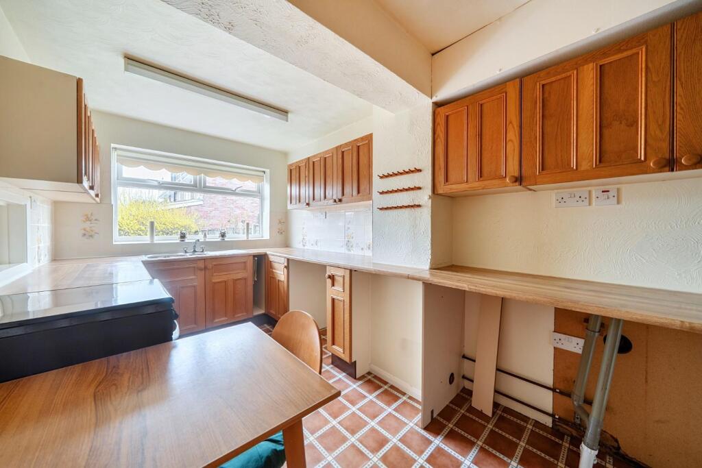 House in Havant, Cowplain - View 3