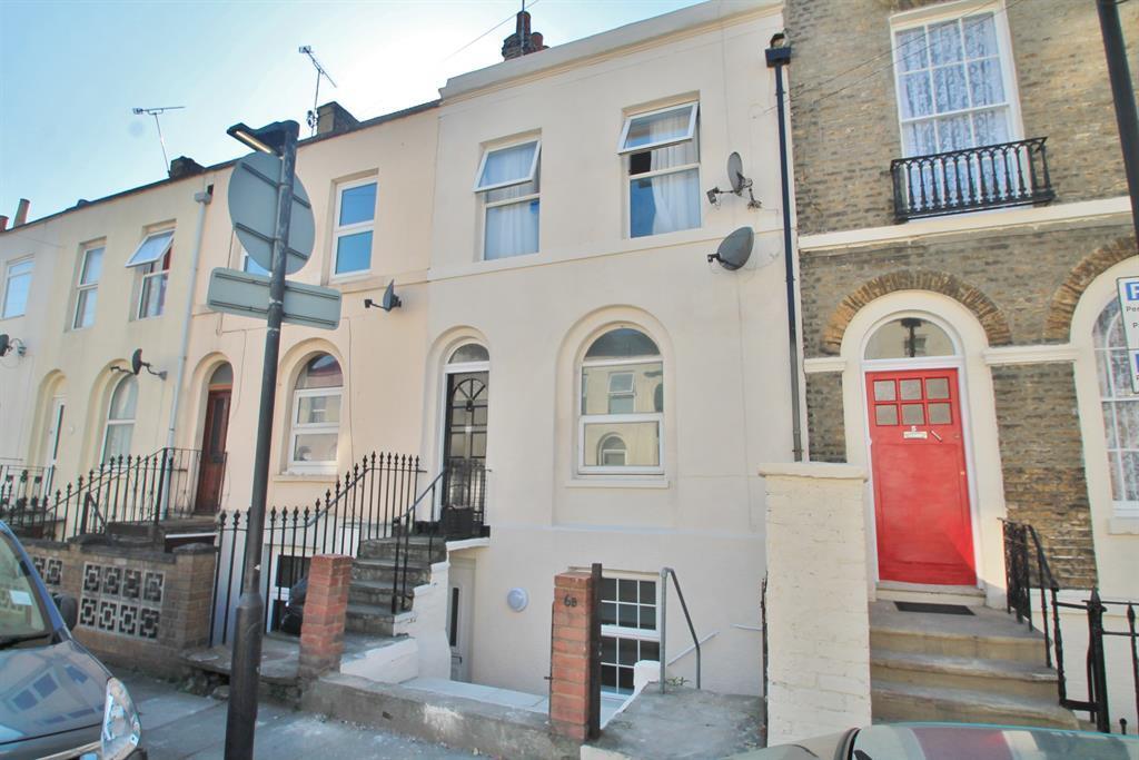 Main image of property: Edwin Street, Gravesend, DA12 1EH