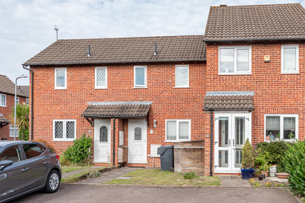 Main image of property: Mayfield Close, Catshill, Bromsgrove, Worcestershire, B61