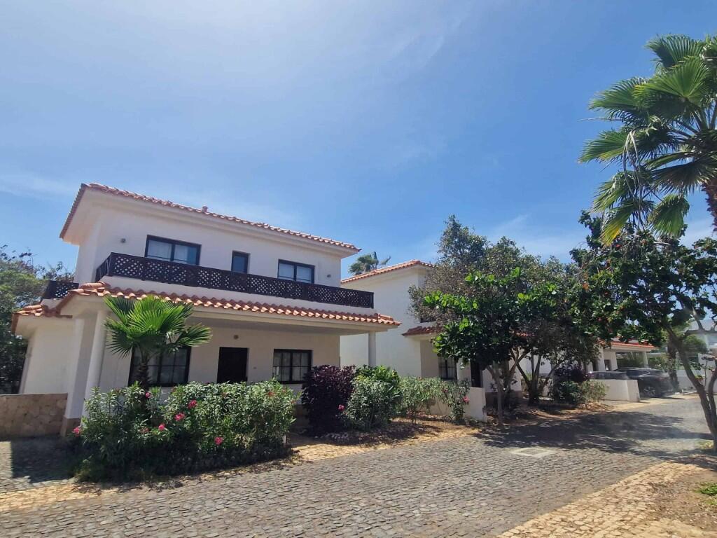 Main image of property: Sal